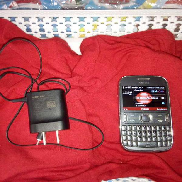 Celular Nokia teclado qwerty